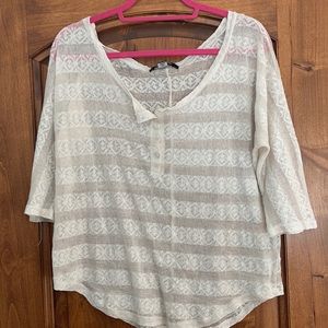 Off white lace quarter sleeve blouse